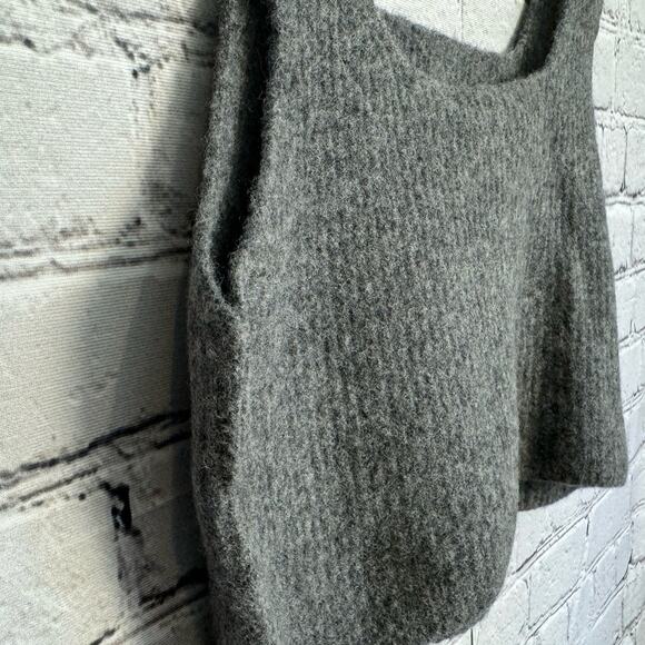 Everlane Wool Blend Knit Crop Tank Top in Gray Size Medium NWT - Picture 3 of 6